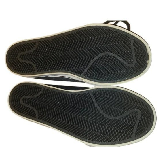 NIKE Womens Low Top Sneakers Pink Zebra Print - Picture 2 of 5